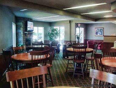 Knights Inn Traverse City Restaurant photo